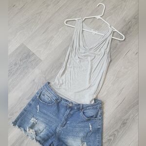Sleeveless top